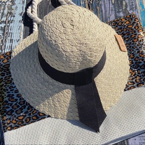 Wide Brim Floppy Beach Hat with Black Ribbon Trim - Picture 4 of 8